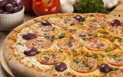1pizza-pomodori-parmigiano.jpg